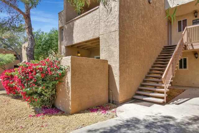 MLS: 6043899 Condo For Sale