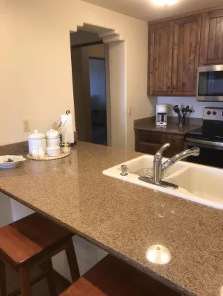 Photo #5: 6043930 Listing