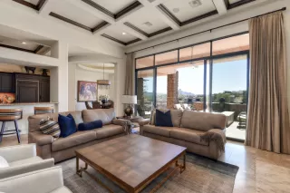 Photo #5: 6044075 Listing