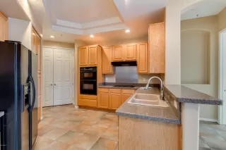 Photo #3: 6044205 Listing
