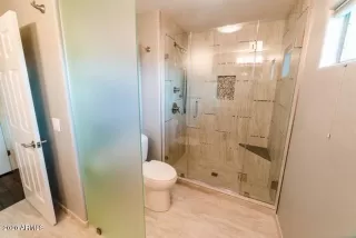 Photo #6: 6044569 Listing