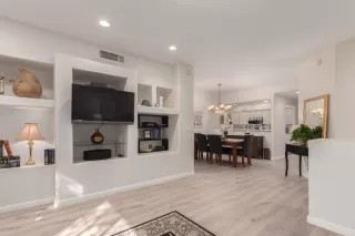 Photo #3: 6044677 Listing
