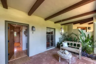 Photo #3: 6044840 Listing