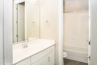 Photo #4: 6044852 Listing