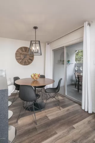 Photo #6: 6044871 Listing 