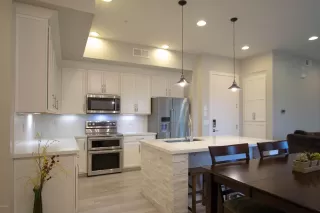 Photo #2: 6044929 Listing