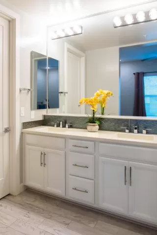 Photo #4: 6044929 Listing