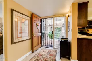Photo #5: 6045186 Listing