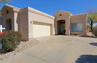 Photo #6: 6045826 Listing