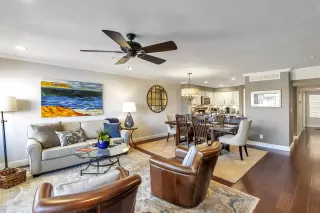 Photo #4: 6045882 Listing