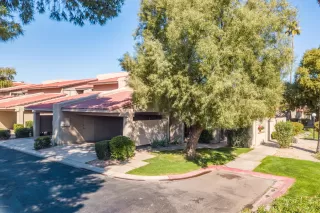 Photo #3: 6045903 Listing