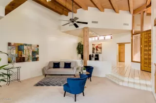 Photo #3: 6046169 Listing