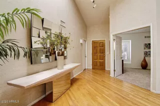 Photo #5: 6046180 Listing