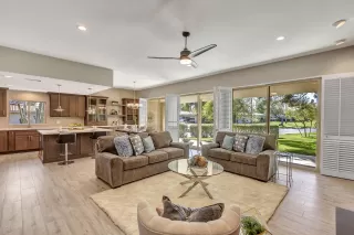 Photo #1: 6046298 Listing