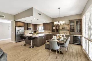 Photo #3: 6046298 Listing