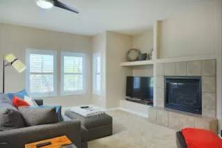 Photo #2: 6046395 Listing