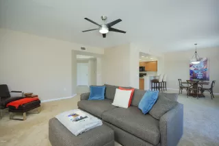 Photo #4: 6046395 Listing