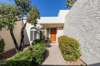 Photo #2: 6046664 Listing