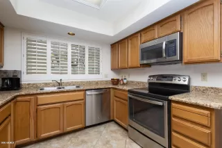 Photo #5: 6046664 Listing