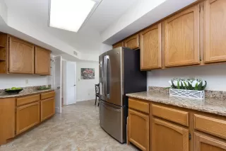 Photo #6: 6046664 Listing