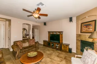 Photo #5: 6046799 Listing