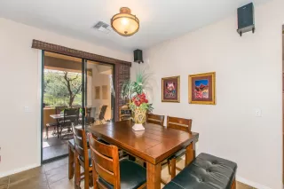 Photo #6: 6046799 Listing