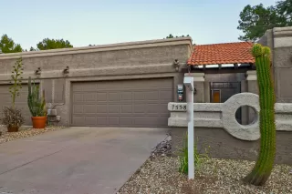 Photo #1: 6046824 Listing 