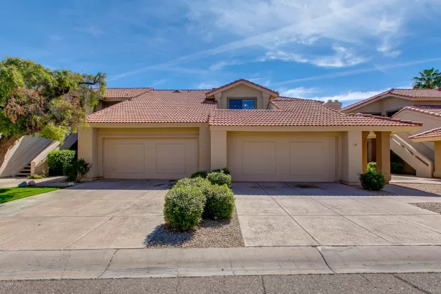 MLS: 6047008 Condo For Sale