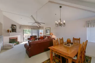 Photo #5: 6047008 Listing
