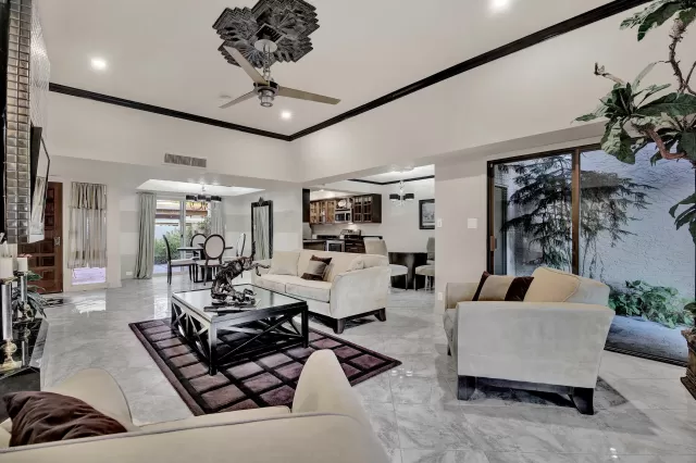 MLS: 6047415 Condo For Sale