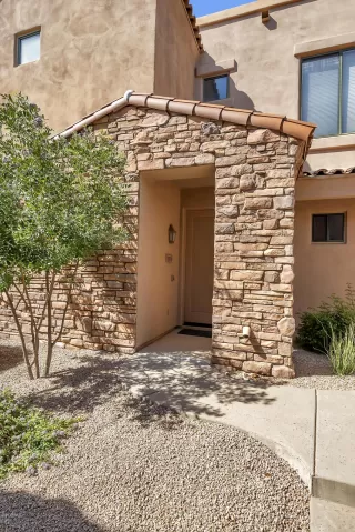 Photo #3: 6047434 Listing