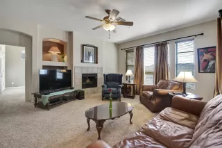 Photo #4: 6047434 Listing