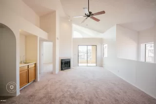 Photo #2: 6047486 Listing