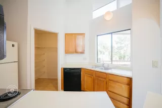 Photo #6: 6047486 Listing