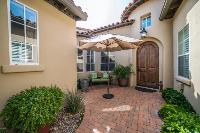 MLS: 6047779 Condo For Sale