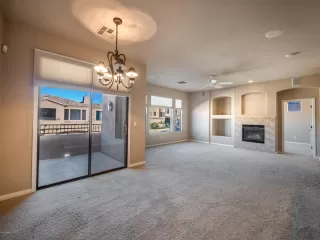 Photo #3: 6047899 Listing