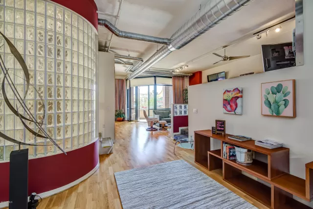 MLS: 6047953 Condo For Sale