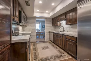 Photo #6: 6048086 Listing