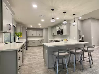 Photo #5: 6048179 Listing