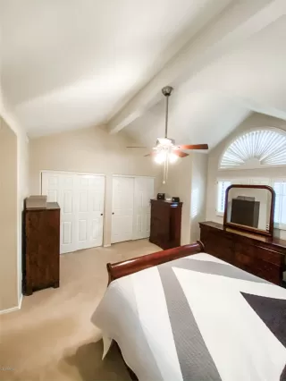 Photo #4: 6048188 Listing