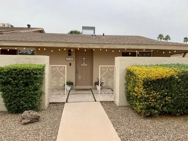 MLS: 6048203 Condo For Sale