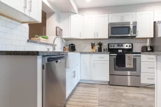 Photo #5: 6048203 Listing 