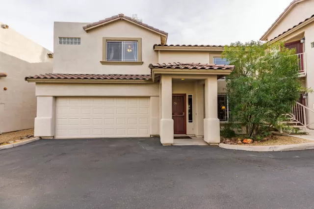 MLS: 6048414 Condo For Sale