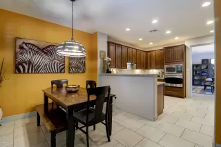 Photo #6: 6048518 Listing