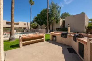 Photo #2: 6048601 Listing