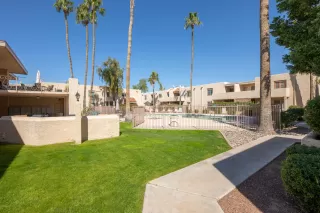 Photo #4: 6048601 Listing