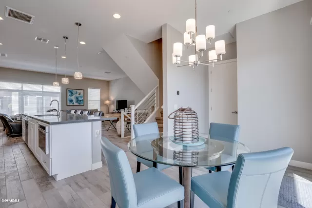 MLS: 6048629 Condo For Sale