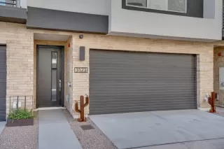 Photo #3: 6048629 Listing