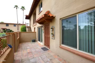 Photo #5: 6048736 Listing