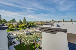 Photo #6: 6048976 Listing